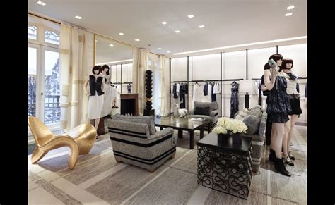 Chanel boutiques montaigne